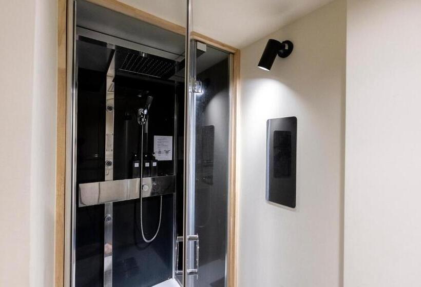 バスルーム共有のトリプルスタンダード, Cafe & Guest House Nagonoya