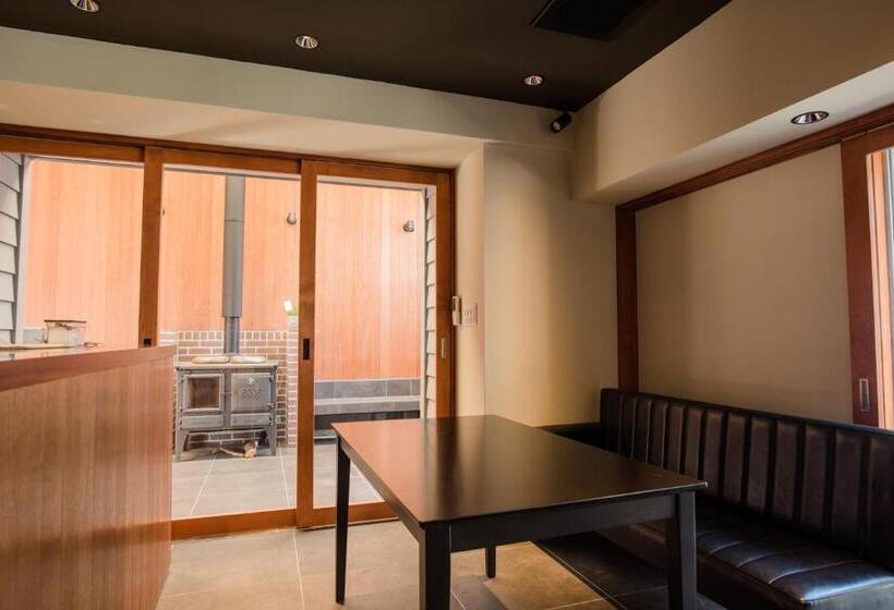 バスルーム共有のトリプルスタンダード, Cafe & Guest House Nagonoya