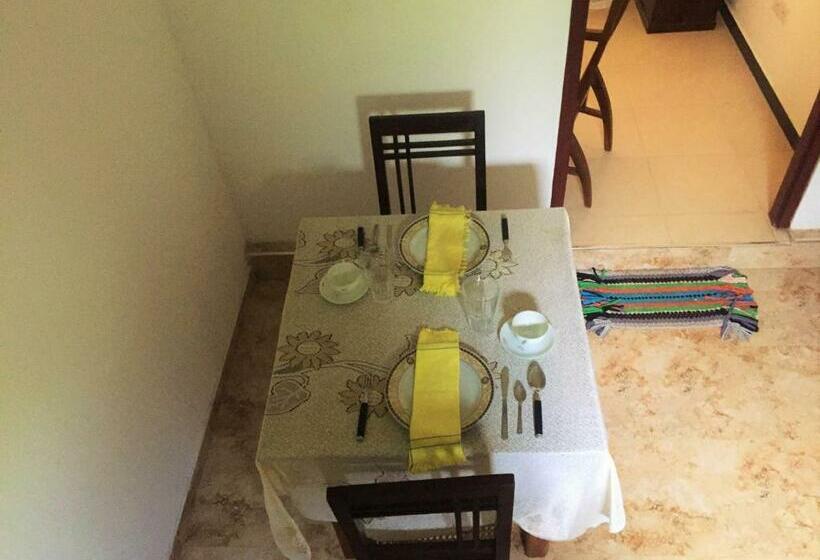 Бунгало Стандарт Вид на Сад, Banana Leaf Garden