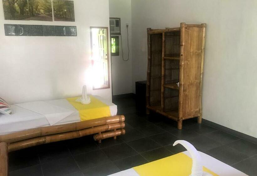 اتاق لوکس, Neptune Diving Resort Santander