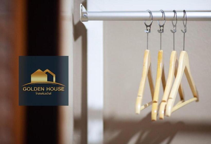 디럭스 룸, Golden House Hotel Sakaeo