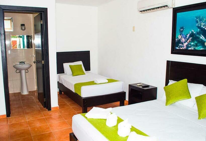 Номер Стандарт Трехместный, Arrecifes Costamaya