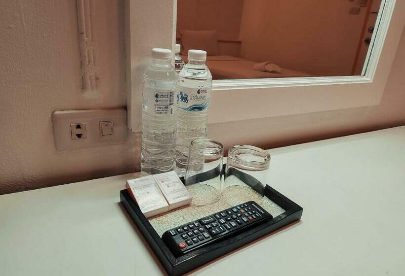 اتاق استاندارد, Asia Grand