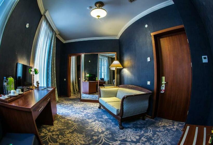 اتاق لوکس, Astoria Tbilisi