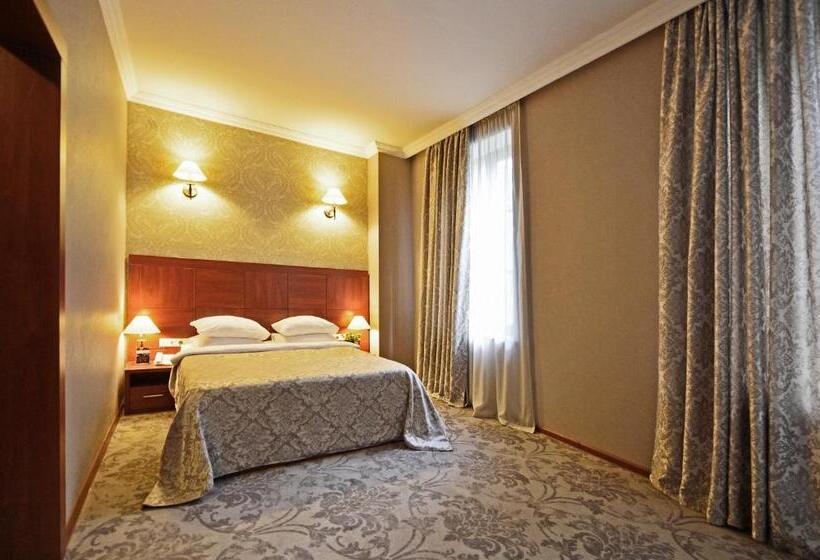 اتاق لوکس, Astoria Tbilisi