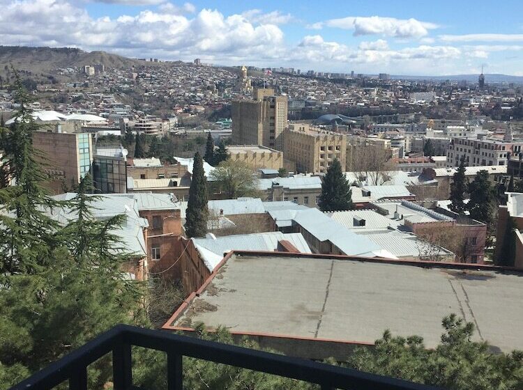 اتاق استاندارد, Astoria Tbilisi