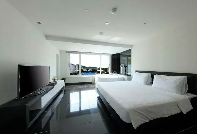 اتاق استاندارد با چشمانداز استخر, Doya Hotel Geoje