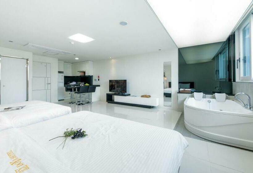 جناح عائلي, Doya Hotel Geoje