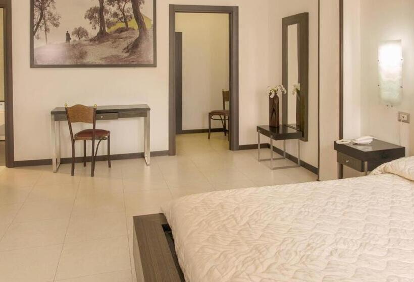 חדר סטנדרט, Grazia Eboli