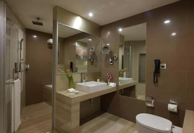 سوئیت با تخت بزرگ, Holiday Inn Kuwait Al Thuraya City, An Ihg