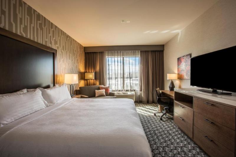 غرفة قياسية سرير كينج لذوى الإحتياجات الخاصة, Holiday Inn Portland West   Hillsboro, An Ihg