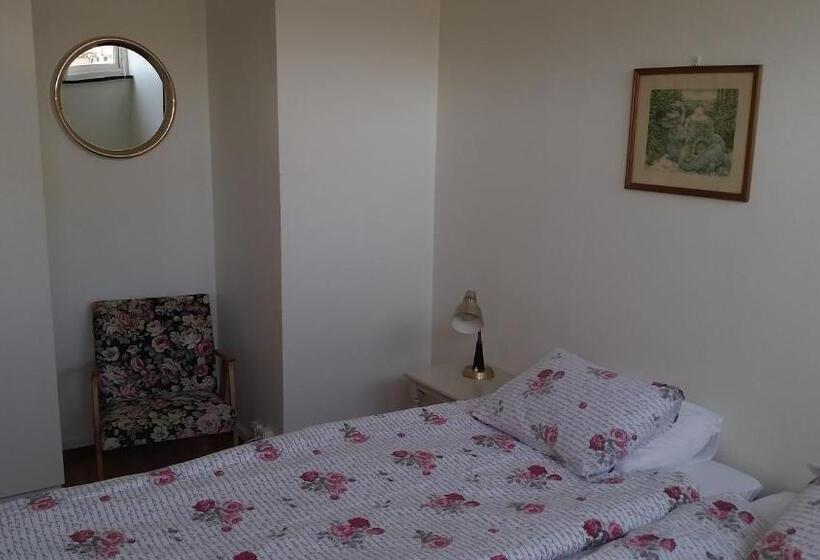 Quarto Familiar, L Bode