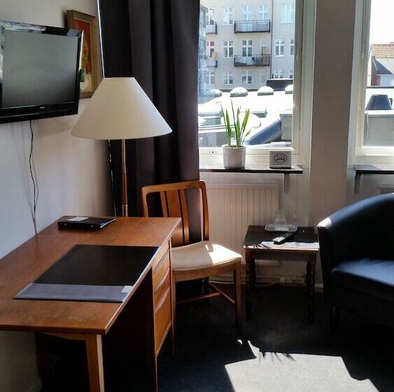 Quarto standart individual, L Bode