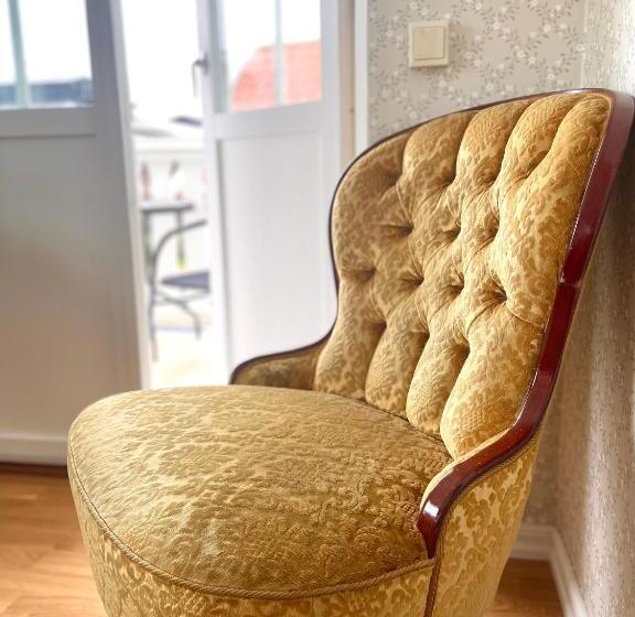 Номер Стандарт с Балконом, L & Restaurant Solliden