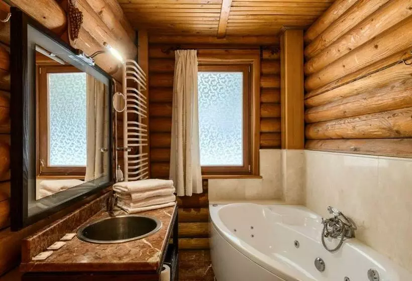 Villa 3 Makuuhuonetta, Lavanda Country Club