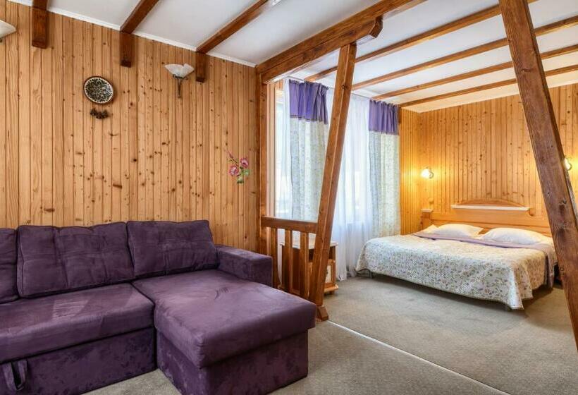 Полулюкс, Lavanda Country Club