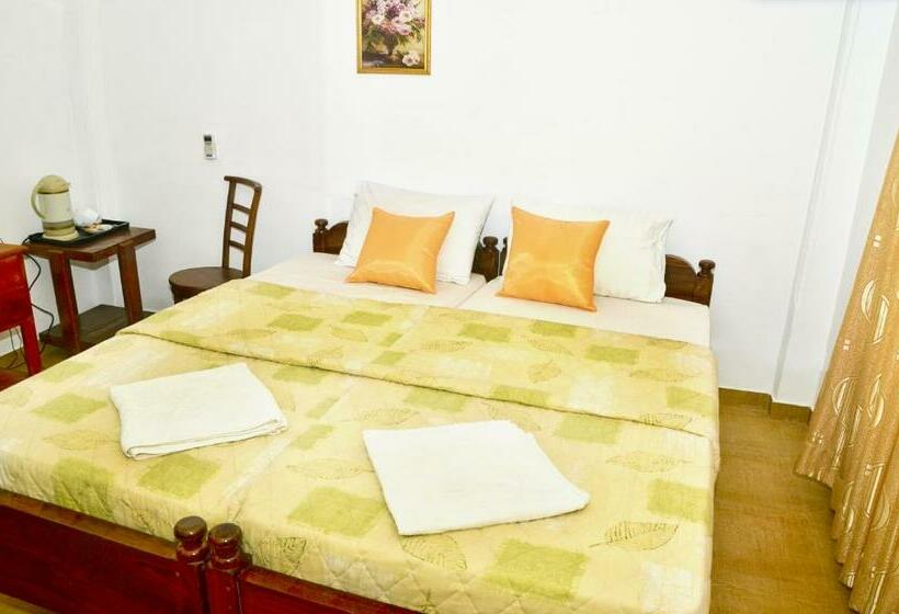 Superior Rum, Paradise Inn