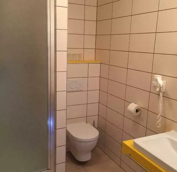 スタンダード４人部屋, Sport Hotel Sletiště