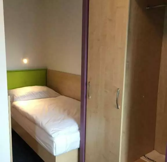 スタンダードトリプルルーム, Sport Hotel Sletiště