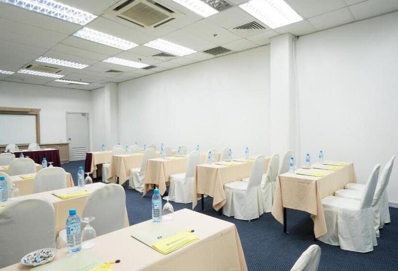Номер Superior, Th Hotel Kelana Jaya