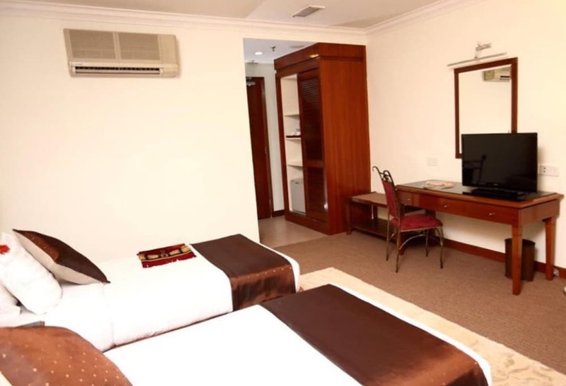 Семейный Номер, Th Hotel Kelana Jaya