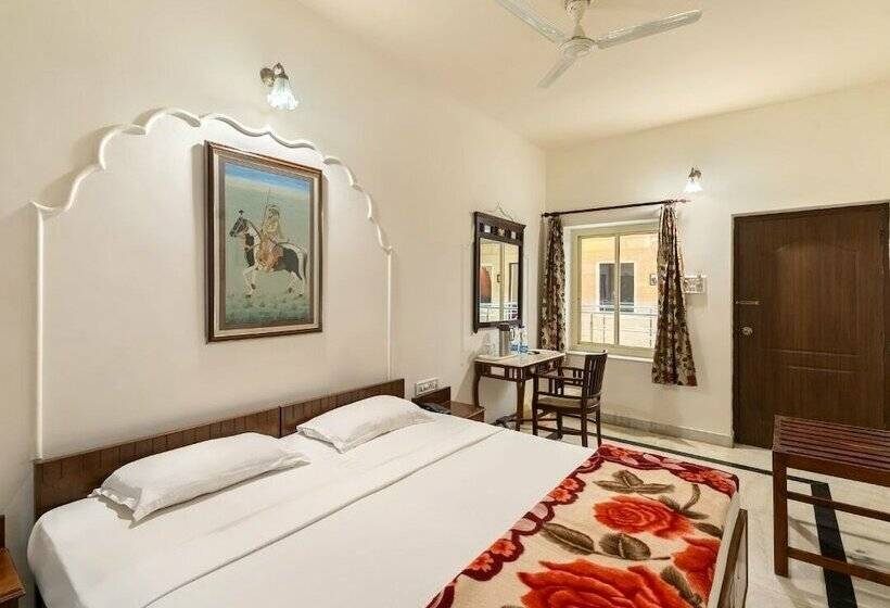 חדר דלוקס, Welcomheritage Kalyan Bhawan