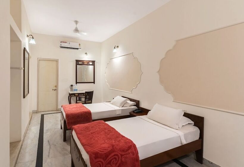 חדר דלוקס, Welcomheritage Kalyan Bhawan