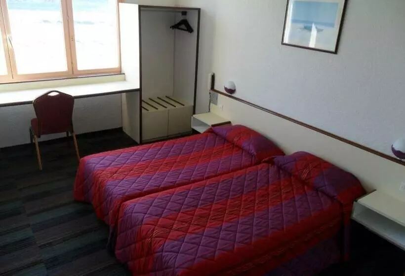 Classic-huone Puutarhanäkymä, Brit Hotel Confort Gien