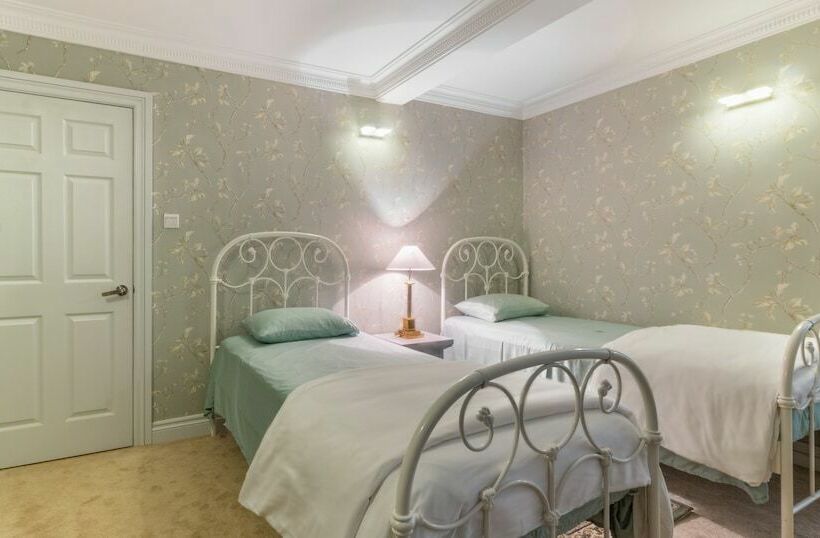 디럭스 룸, Kent Cottage