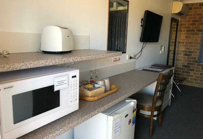 חדר סטנדרט, Golden Grain Motor Inn