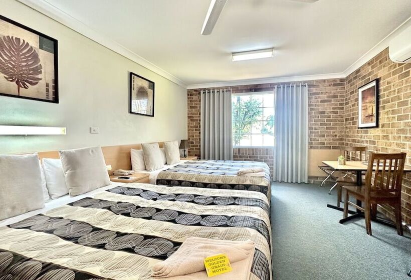 חדר משפחתי, Golden Grain Motor Inn