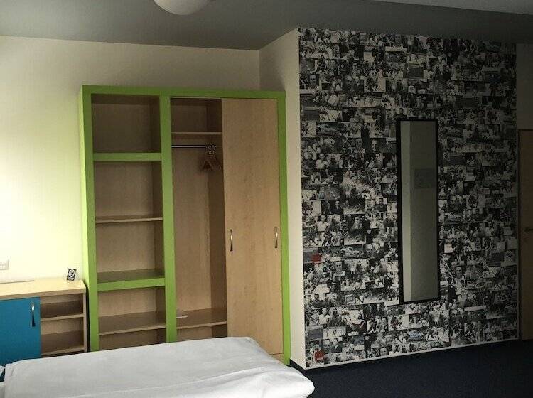 חדר סטנדרט לשלושה, Sport Hotel Sletiště