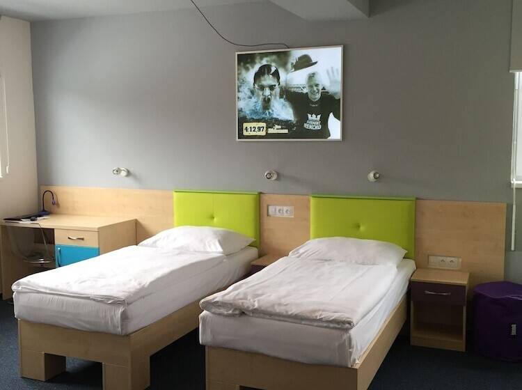 Номер Стандарт Трехместный, Sport Hotel Sletiště