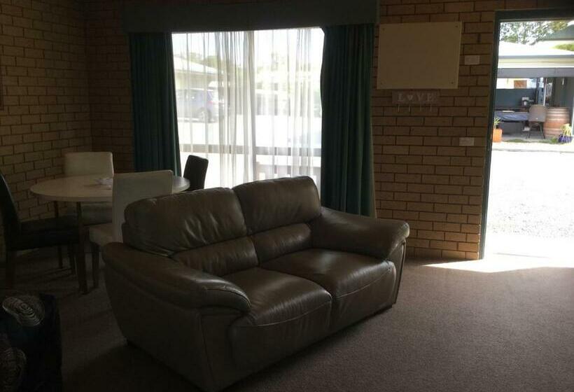 חדר סטנדרט עם מיטת קינג, Sunrise Motel