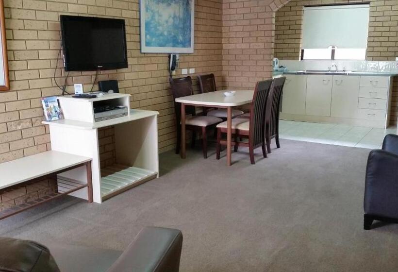 סוויטה משפחתית 2 חדרי שינה, Sunrise Motel