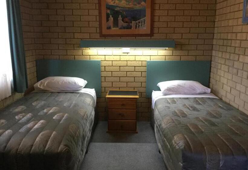 דירת שני חדרים, Sunrise Motel