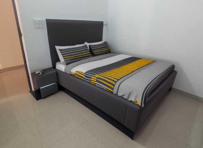 トリプルクラシックルーム, Oyo 81117 Golden