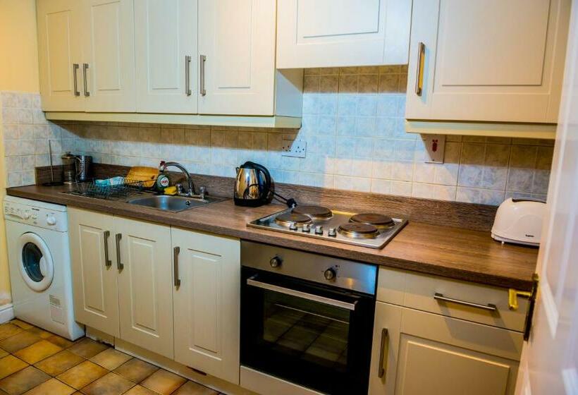 דירת שני חדרים, Liffey Suites