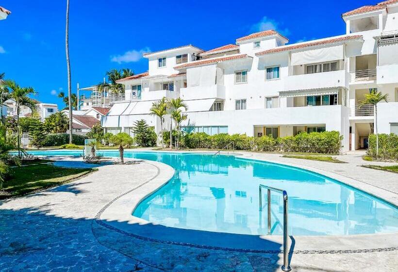 1 Bedroom Penthouse Apartment, Caribbean Galaxy Paradise Hotel Wifi Los Corales Bavaro Beach Club & Spa