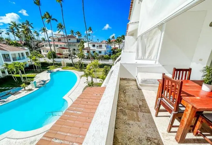 1 Bedroom Penthouse Apartment, Caribbean Galaxy Paradise Hotel Wifi Los Corales Bavaro Beach Club & Spa