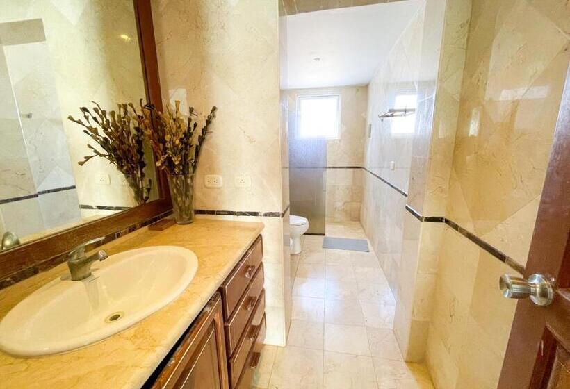 1 Bedroom Penthouse Apartment, Caribbean Galaxy Paradise Hotel Wifi Los Corales Bavaro Beach Club & Spa