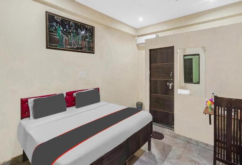 Camera Tripla Classica, Collection O  Inn