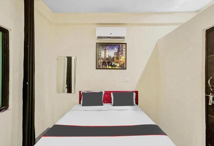 Camera Tripla Classica, Collection O  Inn