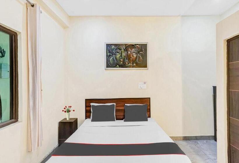 Camera Tripla Classica, Collection O  Inn