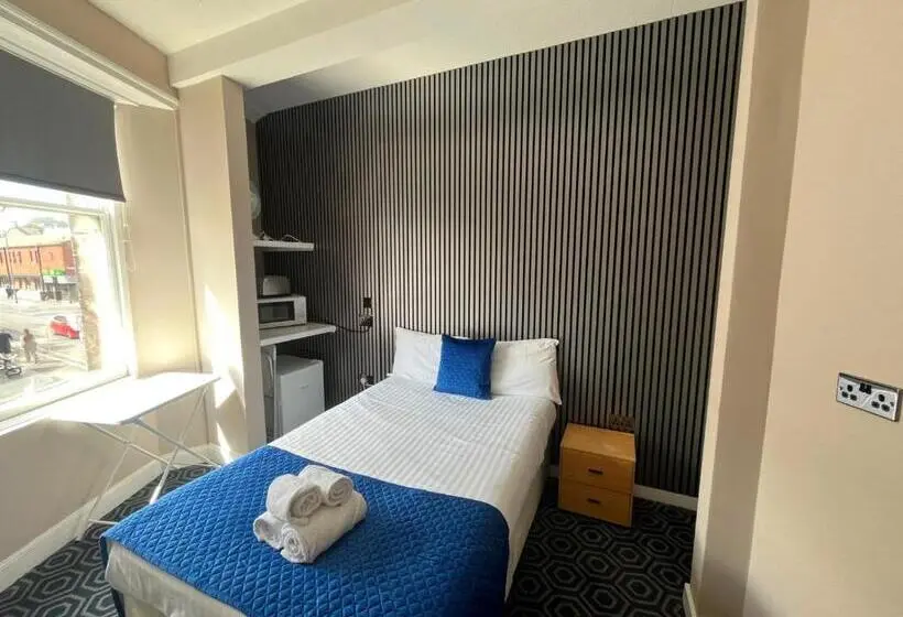 エコノミールーム, Homesly Guest Rooms, Comfortable En Suite Guest Rooms With Free Parking And Self Check In