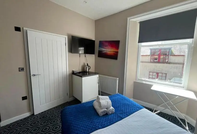 エコノミールーム, Homesly Guest Rooms, Comfortable En Suite Guest Rooms With Free Parking And Self Check In