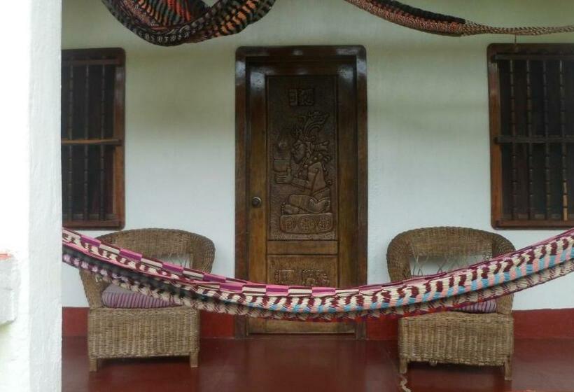 اتاق لوکس با تخت بزرگ, Finca Ixobel