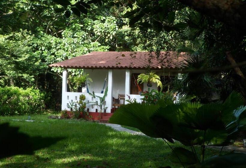 اتاق لوکس با چشمانداز باغ, Finca Ixobel