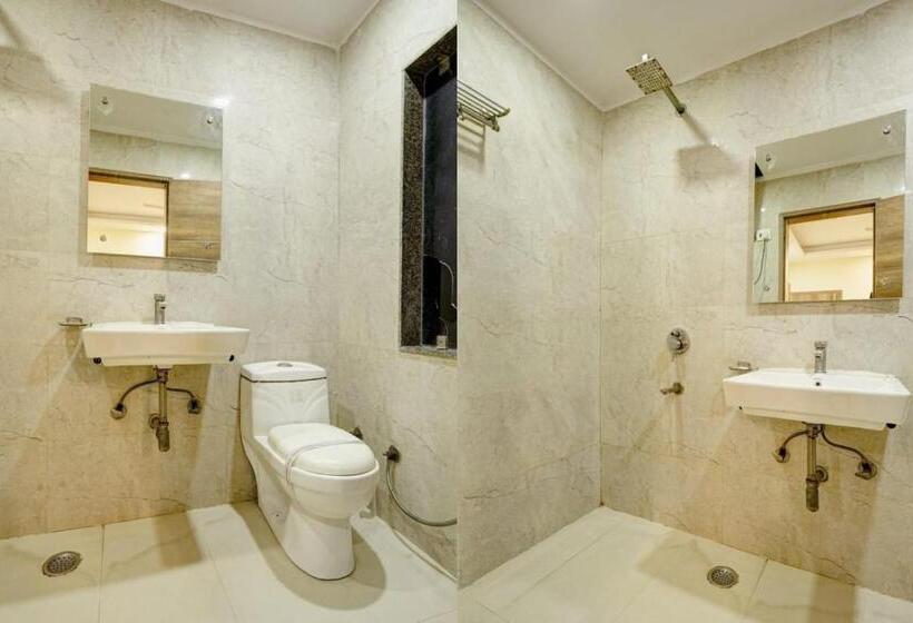اتاق خانوادگی, Royal Marina Near Igi Airport Delhi