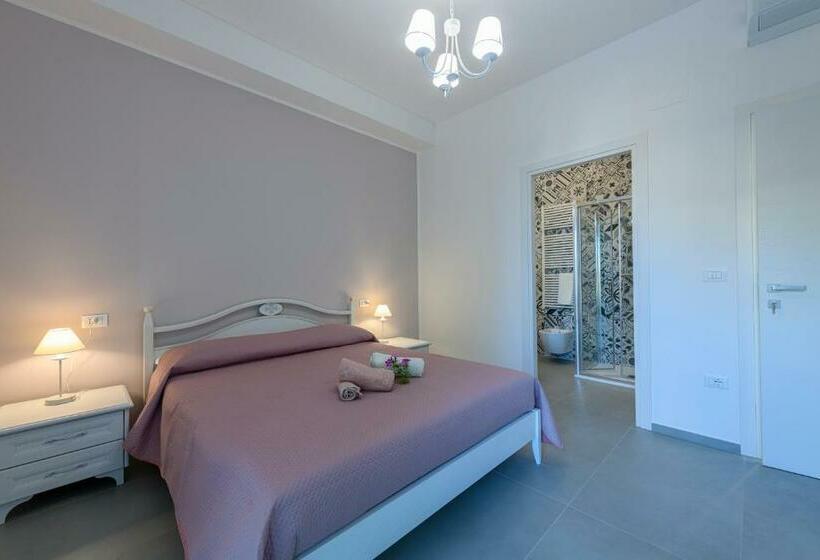 اتاق استاندارد با بالکن, B&b La Fontanella